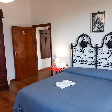 Holiday home Villino Ruben *